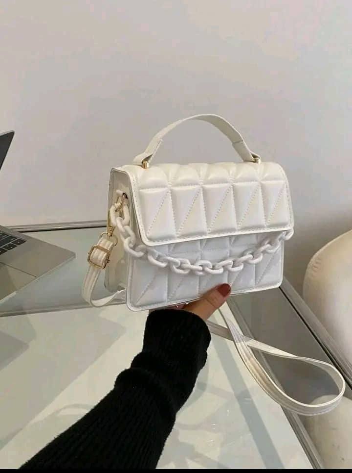 Sac à main matelassé tendance – Disponible en plusieurs coloris
