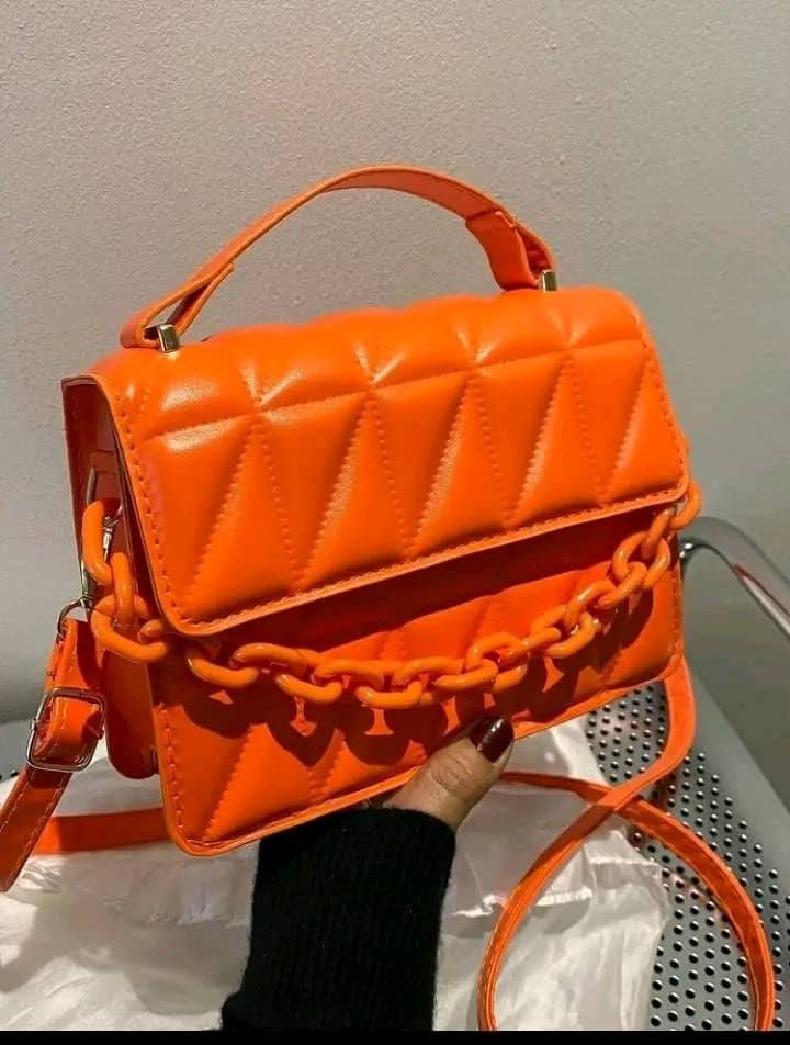 Sac à main matelassé tendance – Disponible en plusieurs coloris